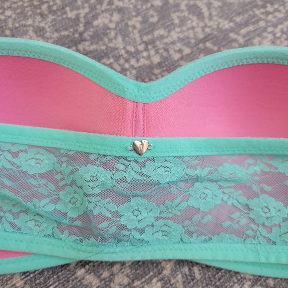 Victoria's Secret Pink Bandeau Bundle - Picture 4 of 11